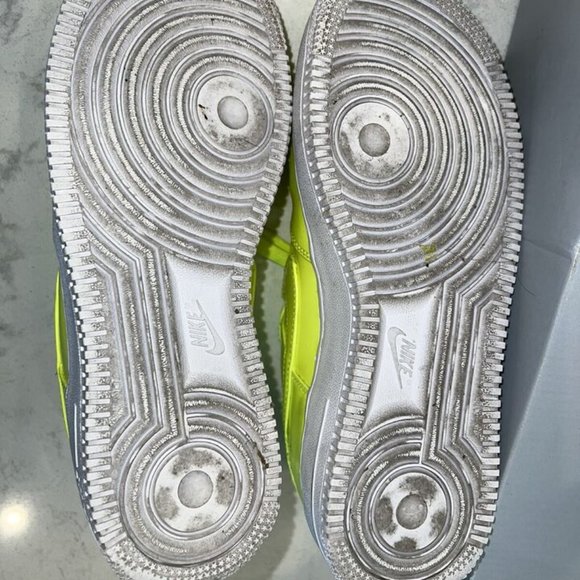 Nike Air Force 1 LV8 UV Volt/White Women’s Shoes 6.5y or 8 women's - Picture 3 of 8